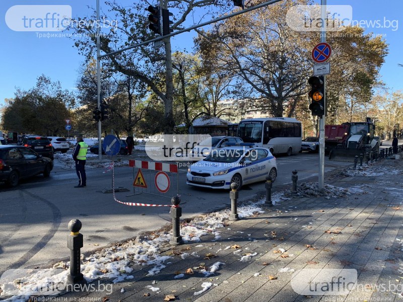 Заради отстраняване на авария: ВиК спука газопровод в центъра на Пловдив