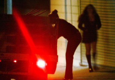 В София е задържан мъж за принуждаване към проституция Той