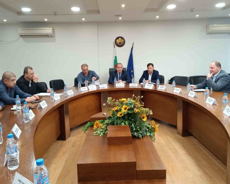 Областният управител: Пловдив ще има държавна автогара