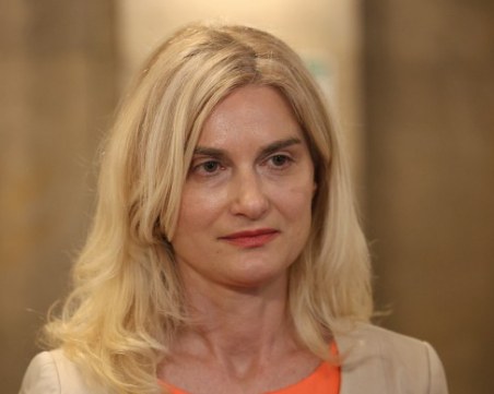 Почти 7000 украинци още живеят в частни хотели и държавни и общински бази за настаняване