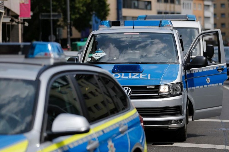 Заподозрените в заговор за тероризъм тийнейджъри искали да атакуват коледен базар в Германия