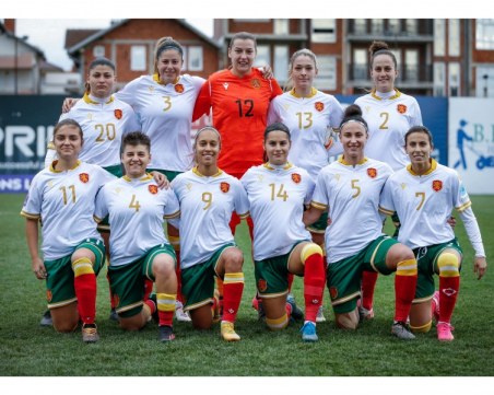 Женският национален отбор на България с тежка загуба от Косово