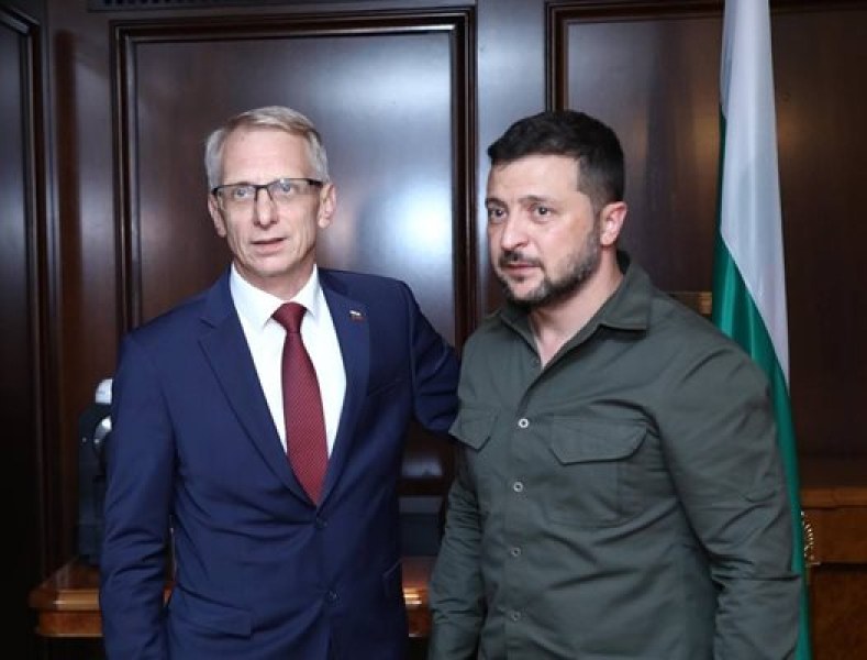 Президентът на Украйна Володимир Зеленски съобщи, че е благодарил в