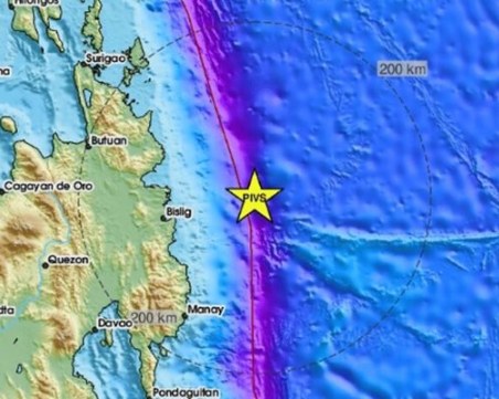 Две силни земетресения удариха Филипините, има опасност от цунами