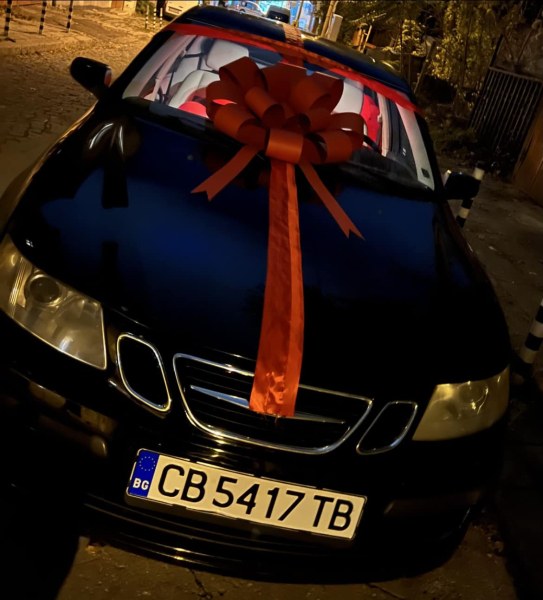 Бизнесдама подарява автомобила си за празниците, пусна обява във Фейсбук