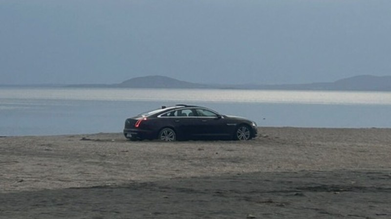 31-годишна украинка затъна с луксозния си автомобил на Северния плаж