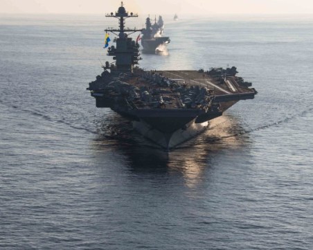 Хути са нападнали американски военен кораб