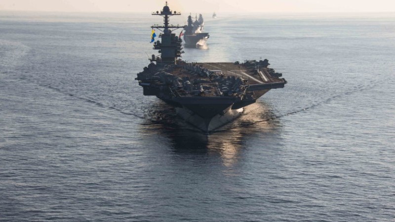Хути са нападнали американски военен кораб