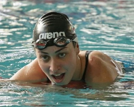 Диана Петкова стигна европейски полуфинал в плуването