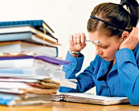 PISA: Българските ученици са на последно място по математика в ЕС