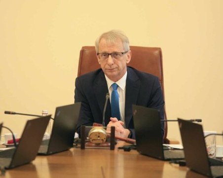 Премиерът нареди до 8 декември проверки в големите болници и огласяване на резултатите