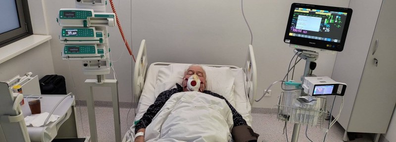 Лех Валенса е в болница с тежък COVID-19