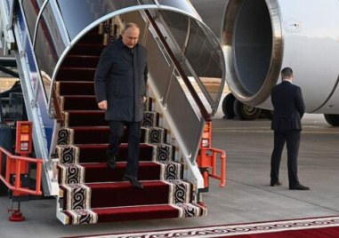 Руският президент Владимир Путин пристигна в сряда в Абу Даби