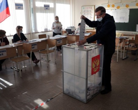 Русия избира нов президент през март