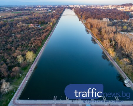 Само за денонощие: Общински охранители вадили шестима, паднали в Гребната база