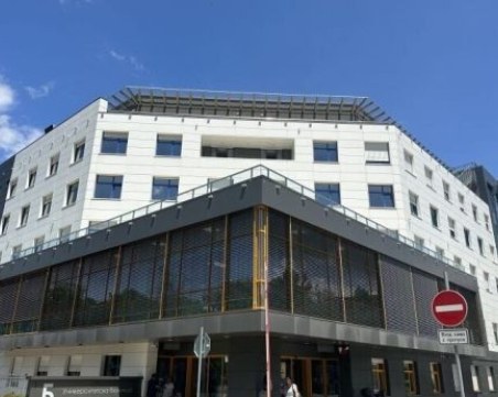 Министър Хинков върна името на болница 