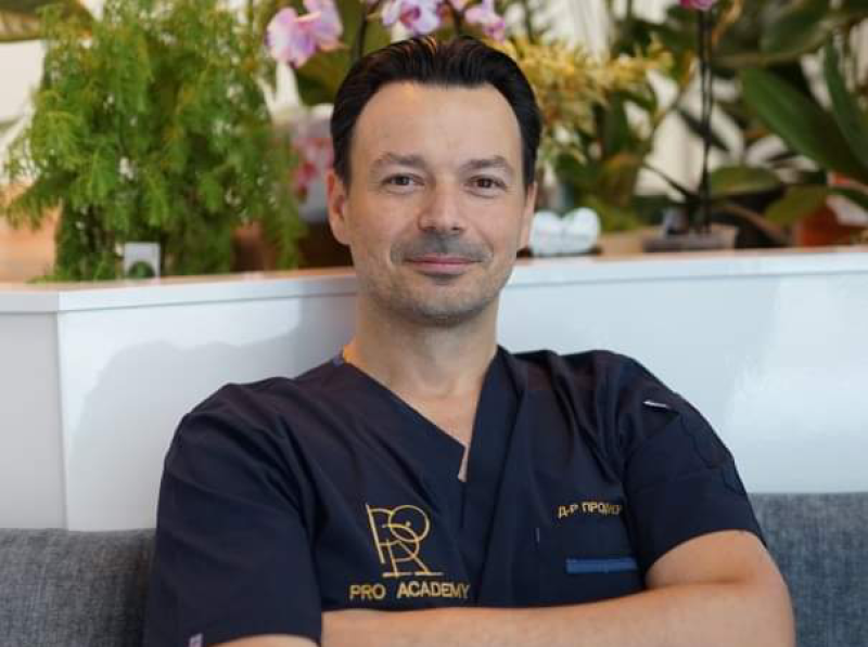 Известен хирург откри в Пловдив първата пластична клиника за красота