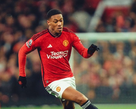 Последен шанс на Манчестър Юнайтед да се класира за елиминациите в Шампионска лига