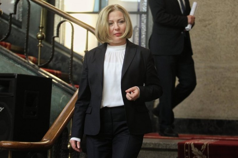 Надежда Йорданова: Не е обсъждан друг вариант за премиер освен Мария Габриел