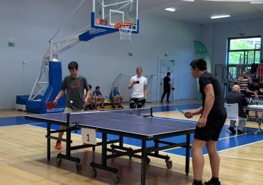 Ученически турнир по тенис на маса във възрастова група от