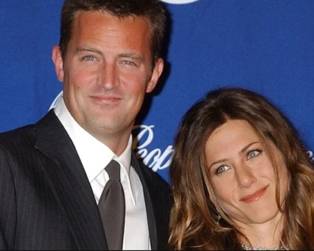 Дженифър Анистън си чатила с Матю Пери часове преди смъртта му