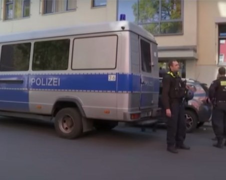 49 деца и двама учители пострадаха в училище в Берлин! Конфликтът избухнал заради топка