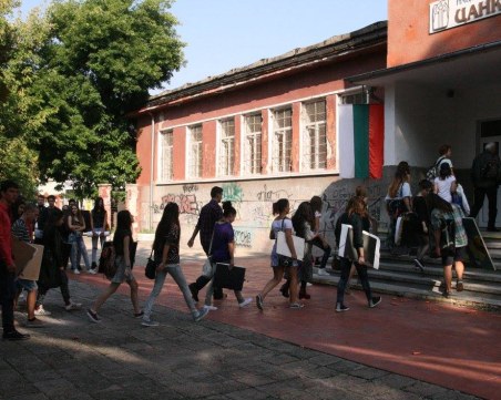 С пари от държавата: Довършват ателиетата на Художествената гимназия, има и за Концертна зала