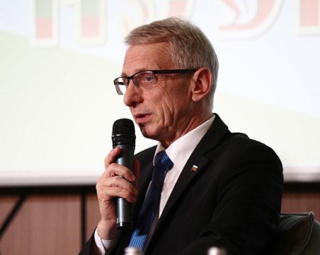 Денков: Ще преговаряме за сухопътните граници на Шенген