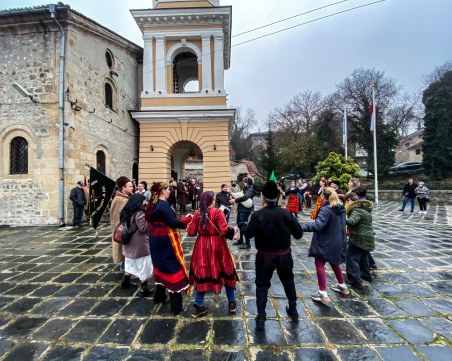 Коледният Пловдив: Панаир на занаятите в Стария град и Базар „Капана” до Пощата