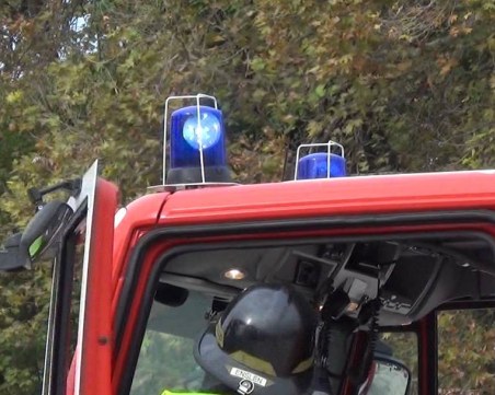 Опит за умишлен палеж в Правище, пламнаха греди пред жилище