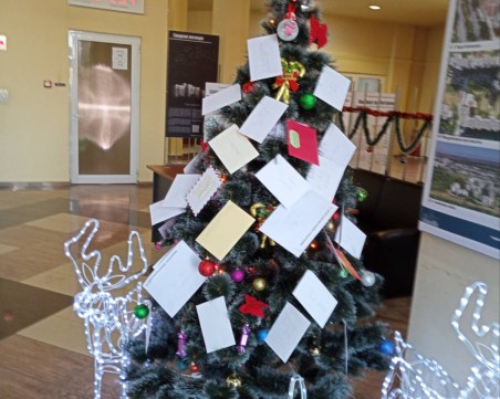 Район „Тракия” с инициатива: „Стани Дядо Коледа за един ден, зарадвай дете в нужда”