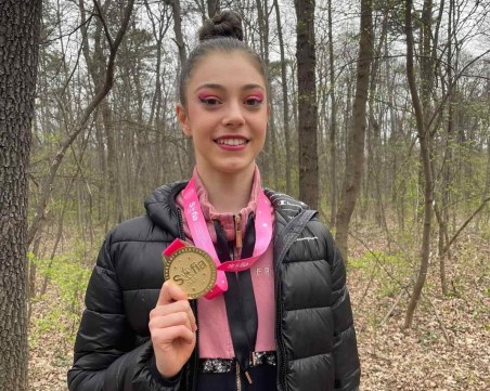 Световната шампионка Ванеса Емилова стана най-добър спортист на пловдивското Спортно училище