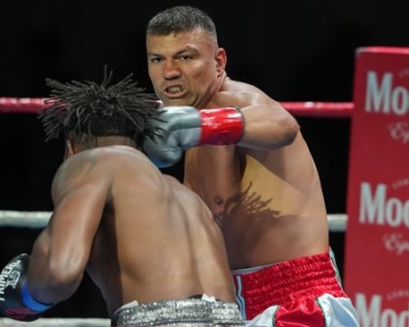 Тервел Пулев с победа в Калифорния