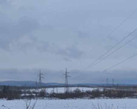 Няколко населени места в Пловдивско останаха без ток заради снега