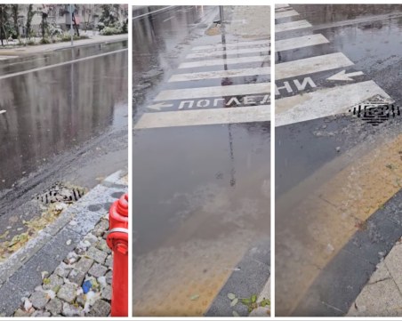 Новата ул. „Даме Груев” стана река, около шахтите – сухо