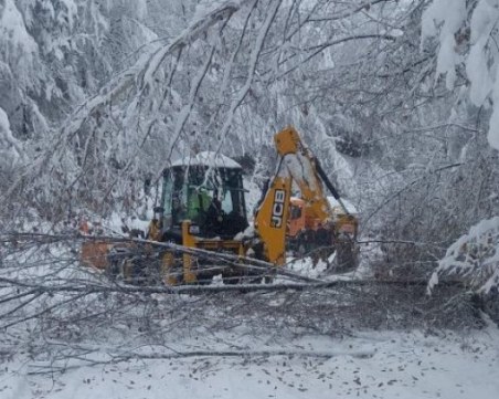 Отпадна ограничението по някои пътища в Пазарджишко