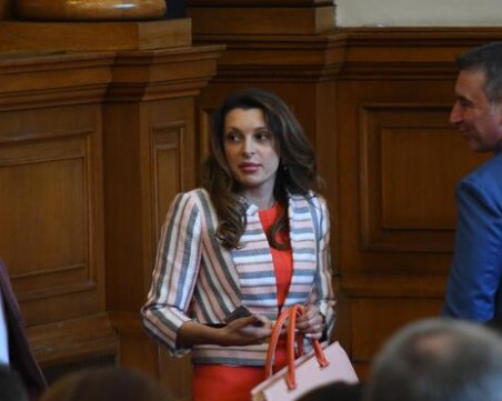 Павела Митева: В бюджета прозират лични интереси и лобистки текстове