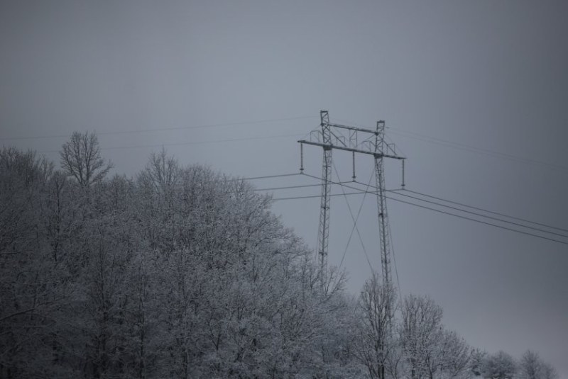 Заради аварии от падналия сняг: 20 села в Смолянско са без ток