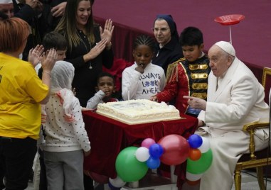 Днес папа Франциск навърши 87 години Той отбеляза празника си