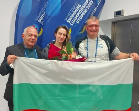 Най-добрата пловдивска плувкиня Диана Петкова ще се състезава за Спринт София