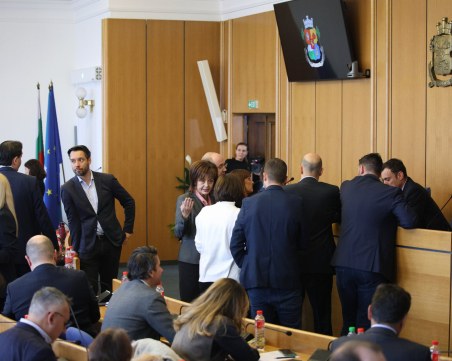 Пети провал за избор на председател на общинския съвет в София