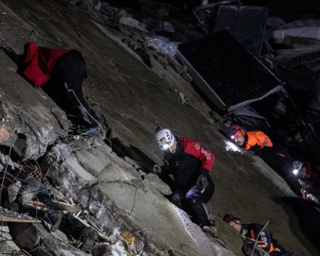 Трусът в Китай с магнитуд 6,2 по Рихтер е най-смъртоносният от години