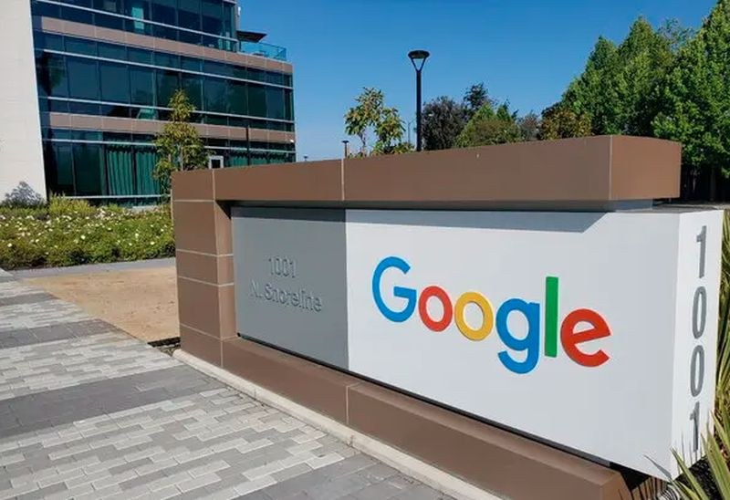 Google плаща 630 млн. долара на потребители