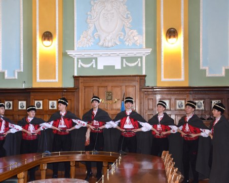 Коледари нарекоха добра и щастлива година за Пловдив и пловдивчани