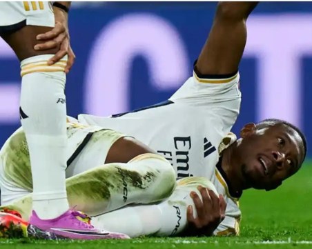 Оперираха Алаба, започва процесът по възстановяването му