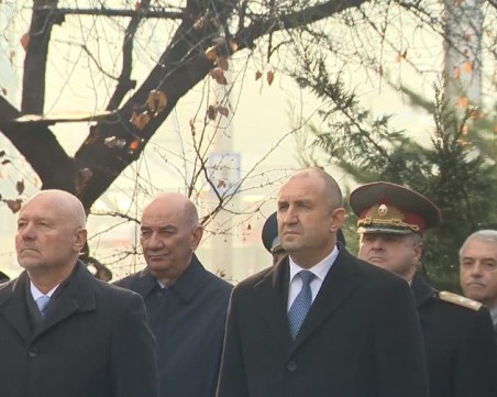 Президентът ще сезира Конституционния съд за промените в Конституцията