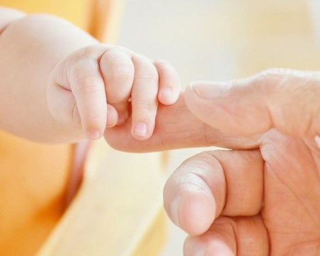 Спасиха бебе на два дни в Пирогов