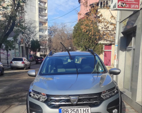 Тротоарите в Пловдив се превърнаха в паркоместа