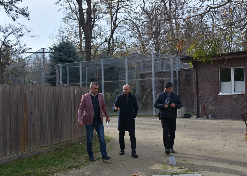 Кметът кандидатства за пари от Европа за довършването на зоопарка в Пловдив