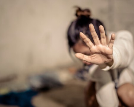 22-годишен отвлече и преби бившата си приятелка в Пловдив, прободе я с отвертка